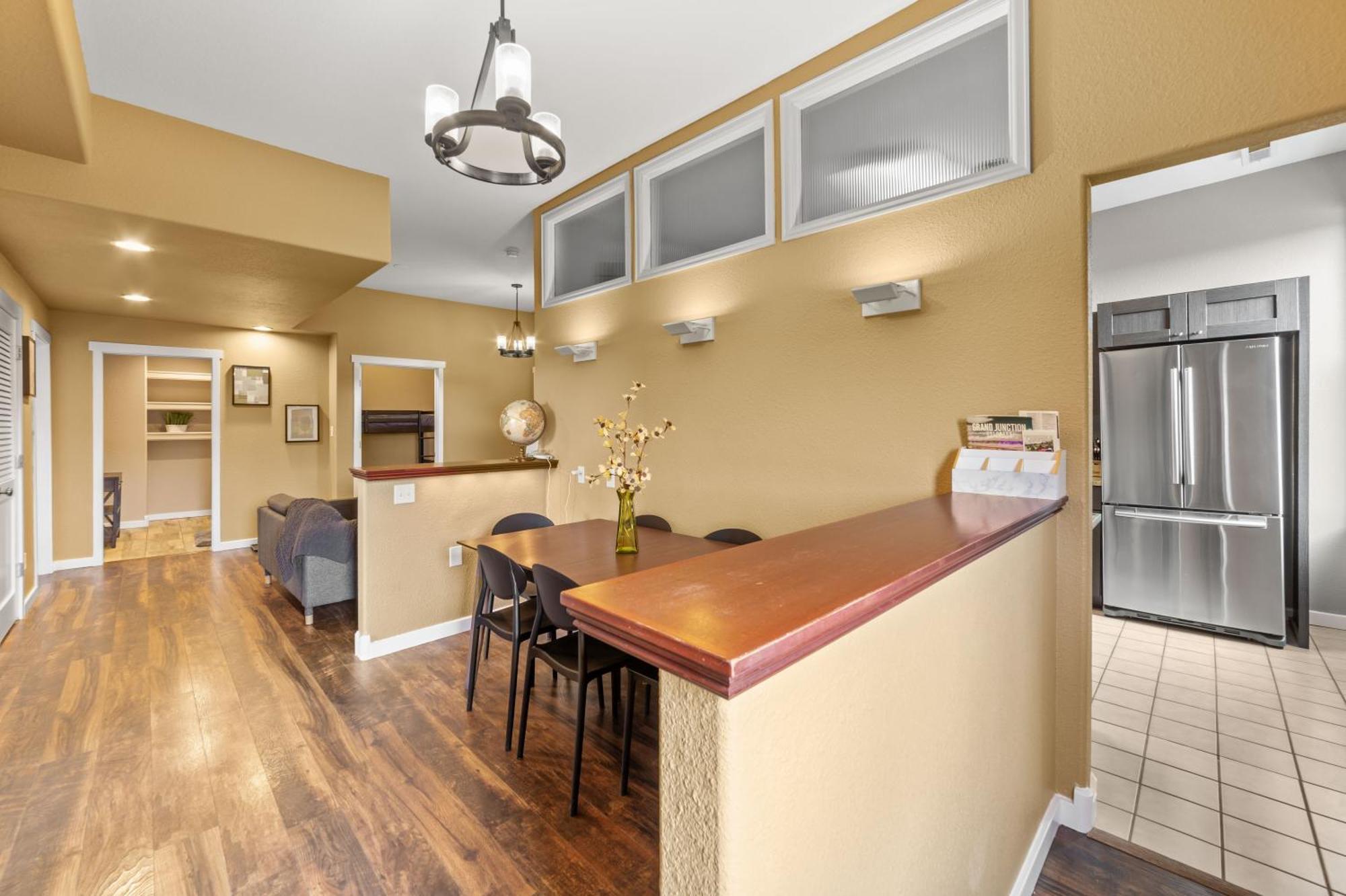 Modern Condo Inside The Historic St Regis غراند جنكشن المظهر الخارجي الصورة