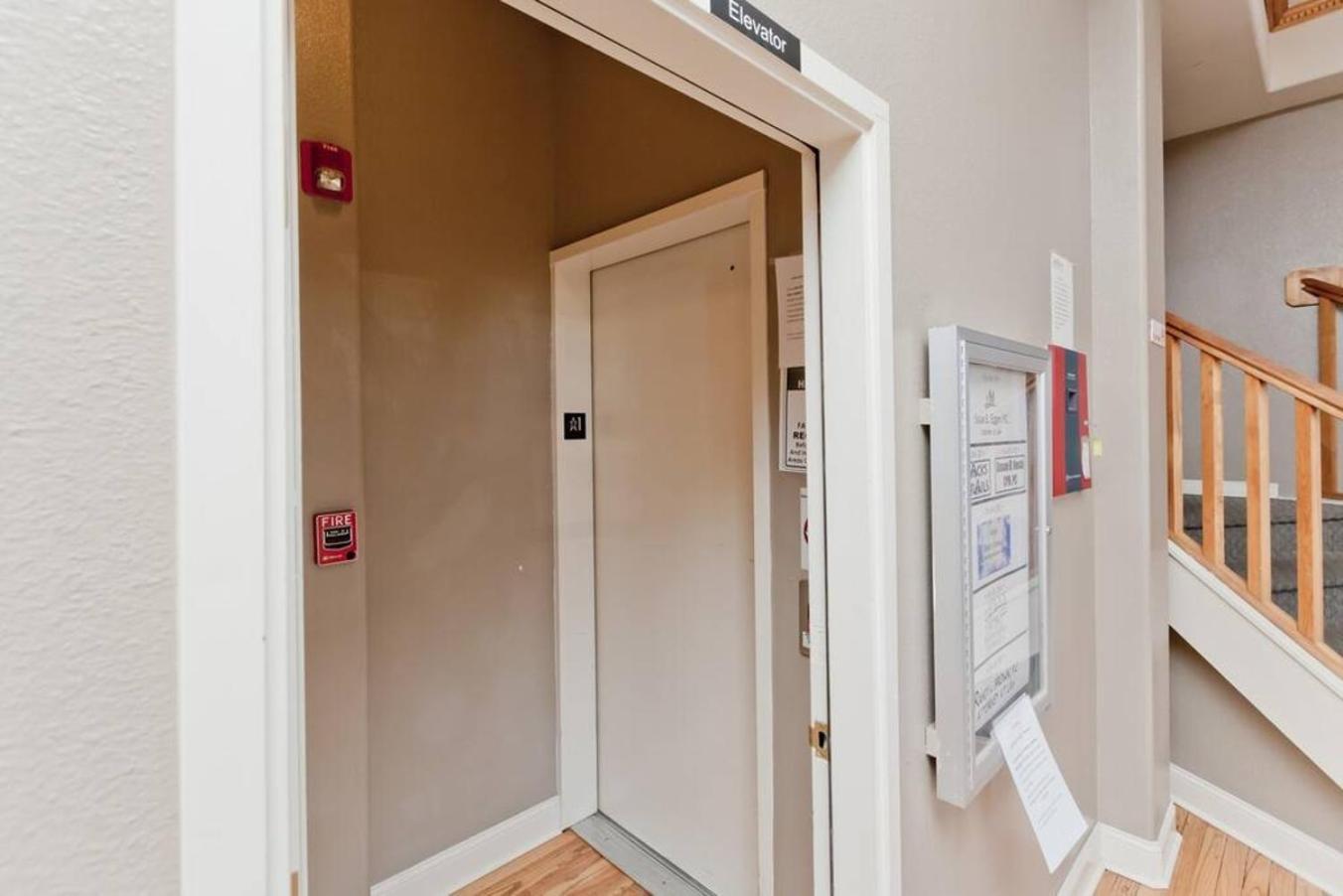 Modern Condo Inside The Historic St Regis غراند جنكشن المظهر الخارجي الصورة